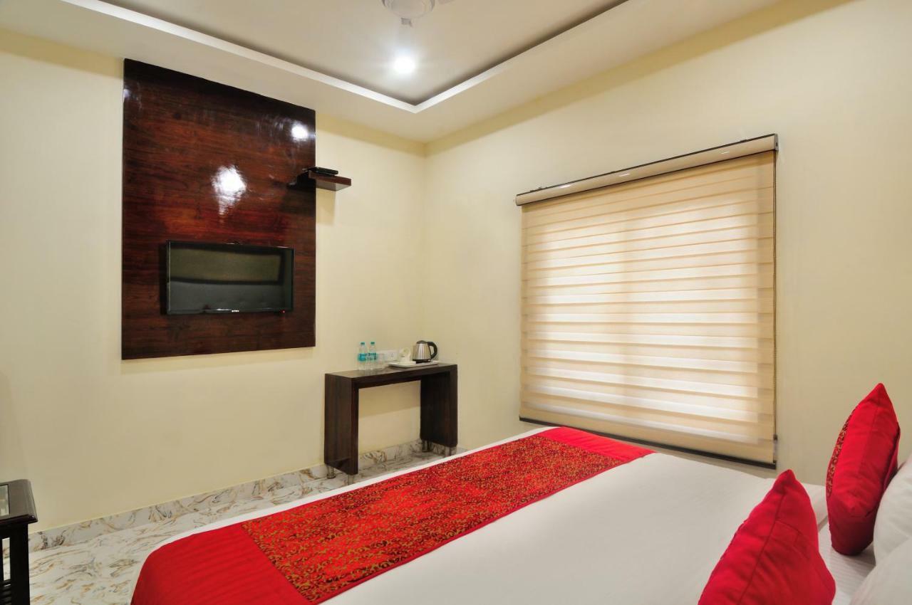 The Grand Uddhav Otel Yeni Delhi Dış mekan fotoğraf