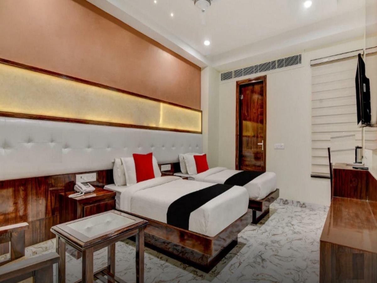 The Grand Uddhav Otel Yeni Delhi Dış mekan fotoğraf