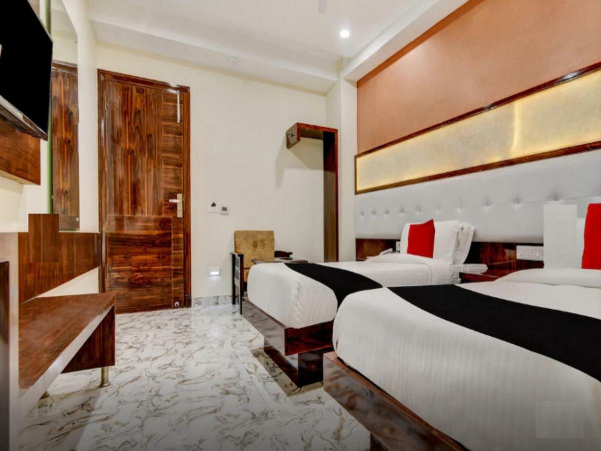 The Grand Uddhav Otel Yeni Delhi Dış mekan fotoğraf