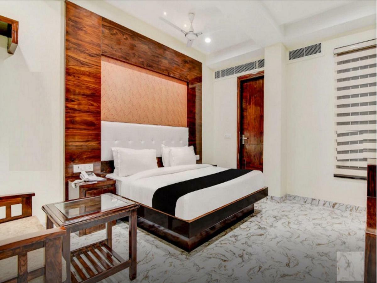 The Grand Uddhav Otel Yeni Delhi Dış mekan fotoğraf