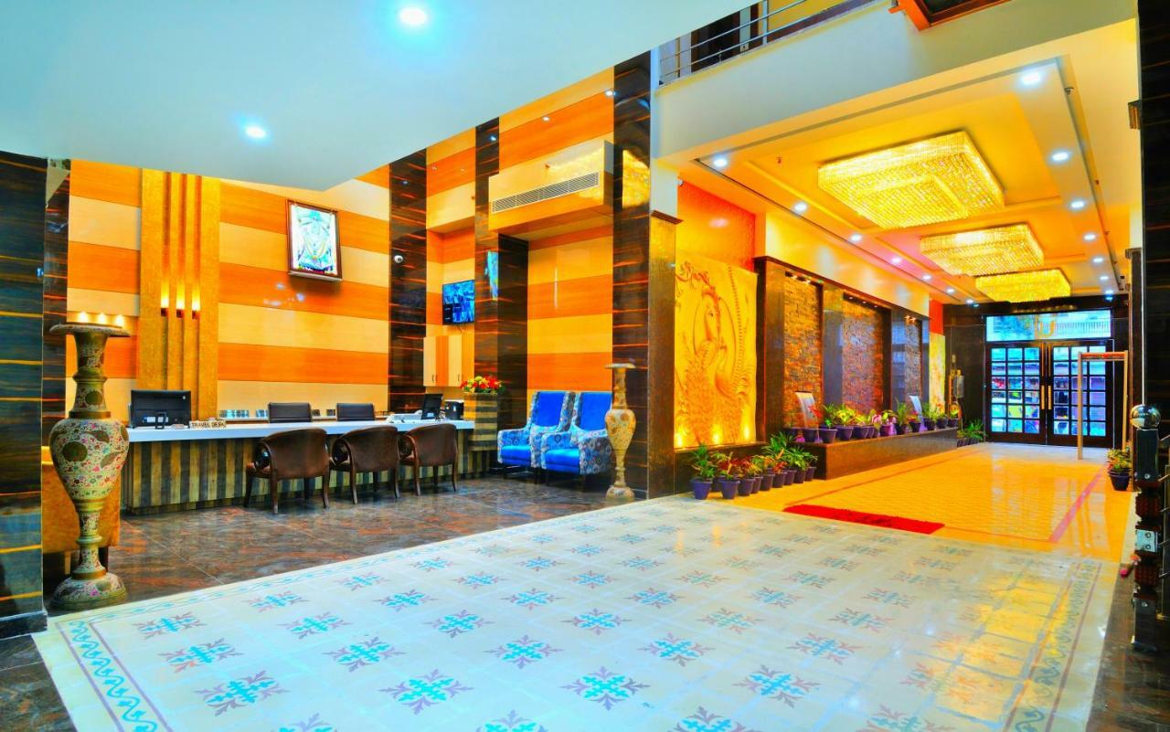 The Grand Uddhav Otel Yeni Delhi Dış mekan fotoğraf